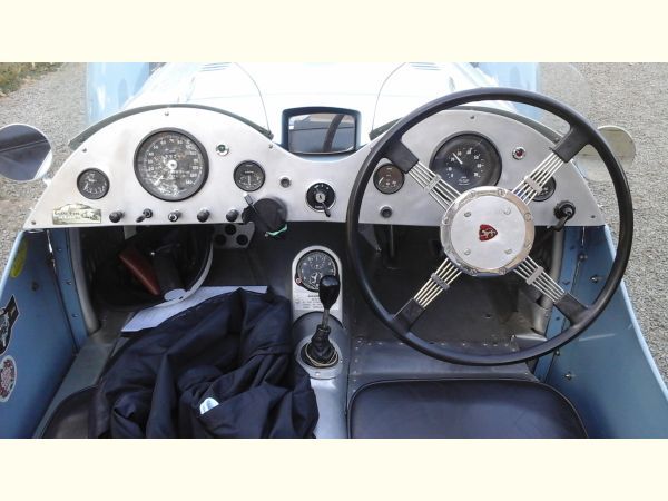 Affiche Rassemblement véhicules anciens et youngtimers